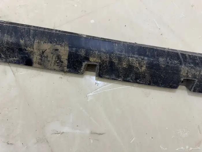 سمكة جهت اليسار كرايزلر srt 1