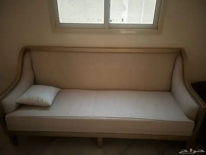 كنب كلاسيكي للبيع  مطبخ 0