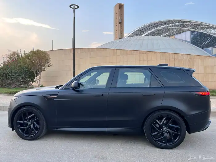 Range Rover Sport HSE Dynamic 2024 رنج روفر سبورت شبه جديد 20