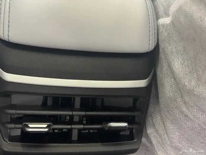 جيلي امجراند فل كامل - GEELY EMGRAND 2025 3