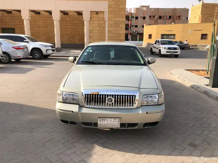 فورد ماركيز 2004 نظيف 4