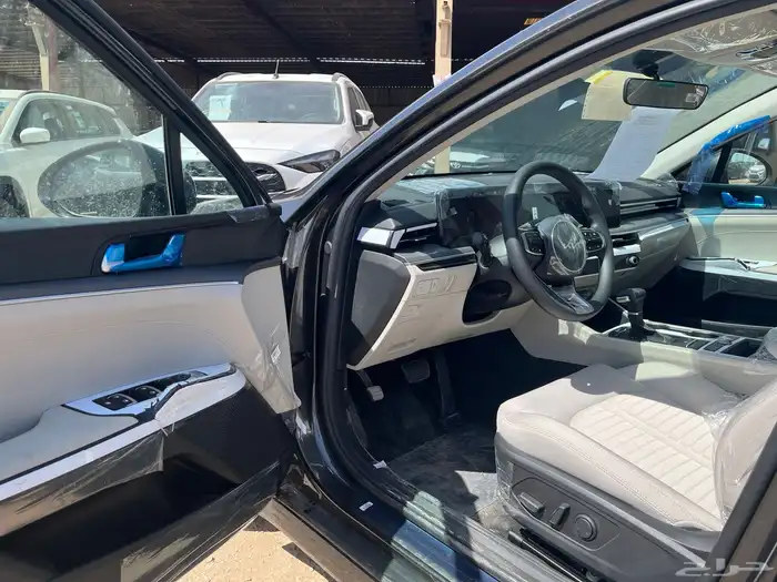 كيا K5 2025 GLمطور 5