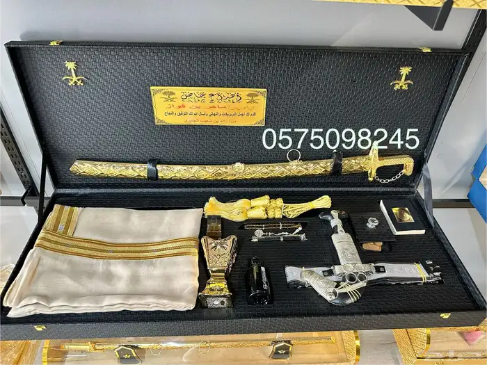 هدايا Vip مناسبات تخرج تكريم بشت سيف بوكسات أكريليك 0