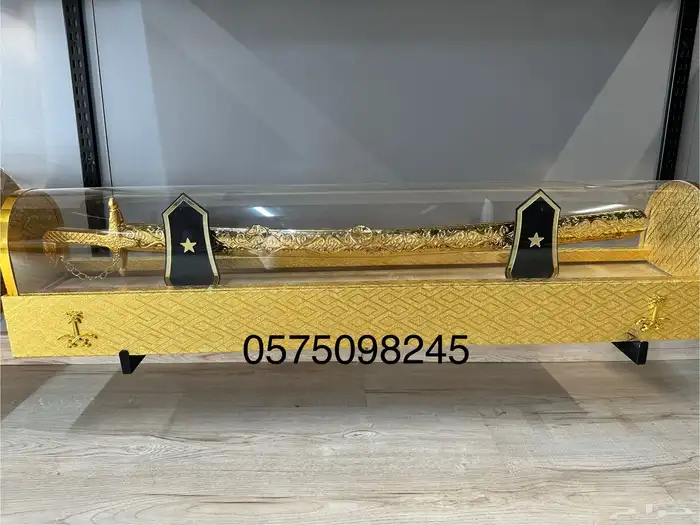 هدايا Vip مناسبات تخرج تكريم بشت سيف بوكسات أكريليك 7