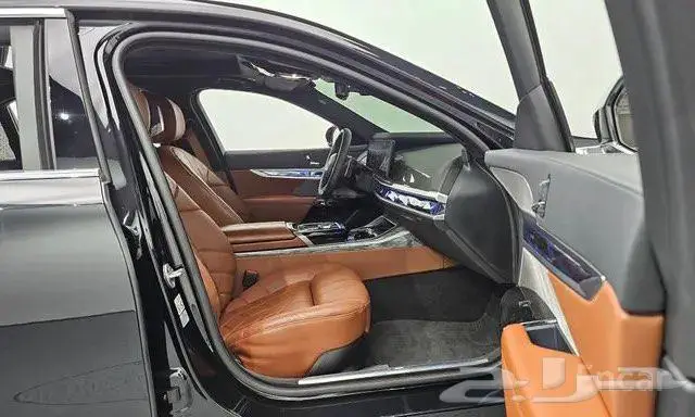 بي ام دبليو 740i موديل 2023 9