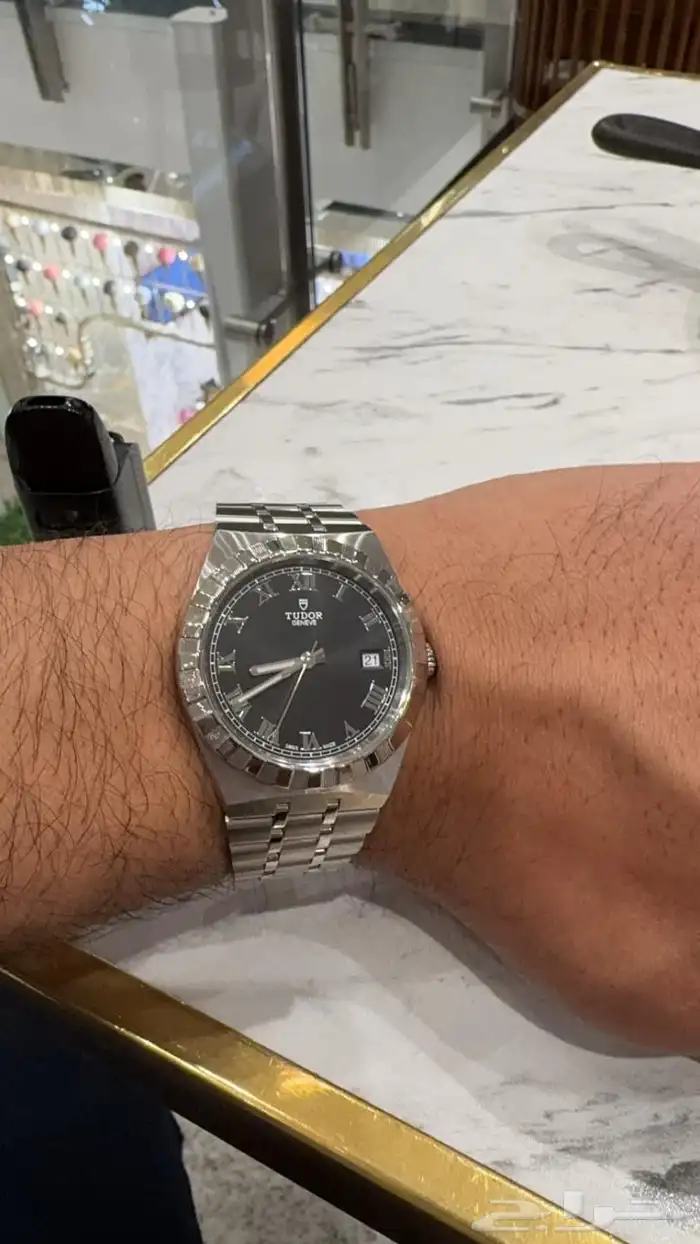 ساعه تيودور 1