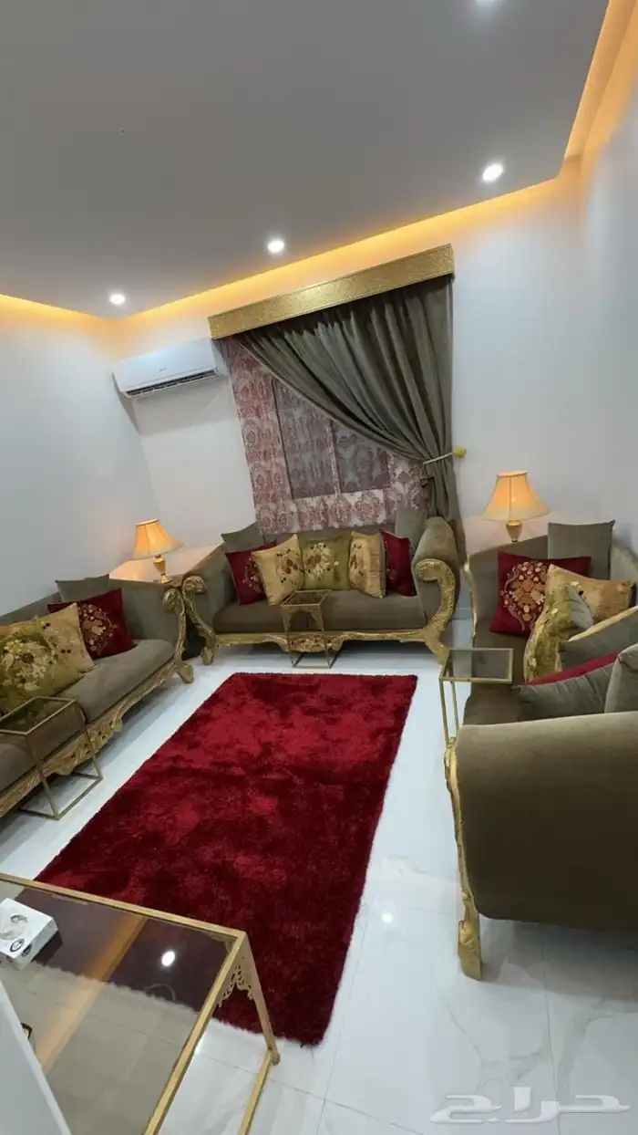 كنب نظيف جدا للبيع 0