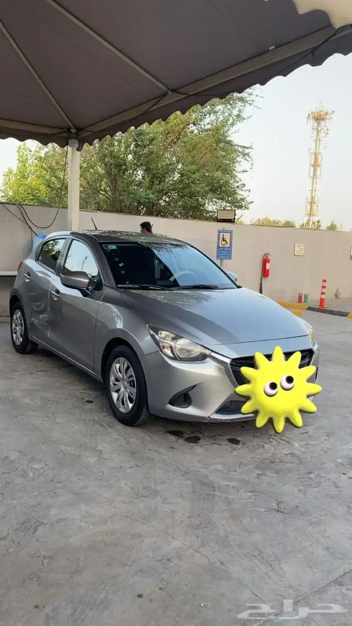 للبيع مازدا 2 هاتشباك 2016 نظيف جدا 16