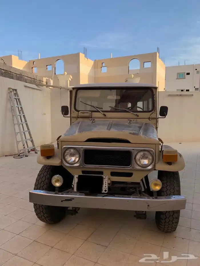 جيب مصندق 1984 11