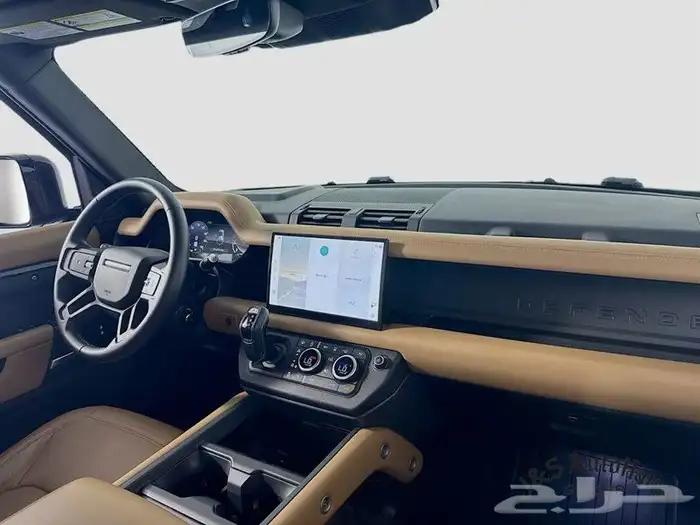 2025 Land Rover Defender 110 S 16