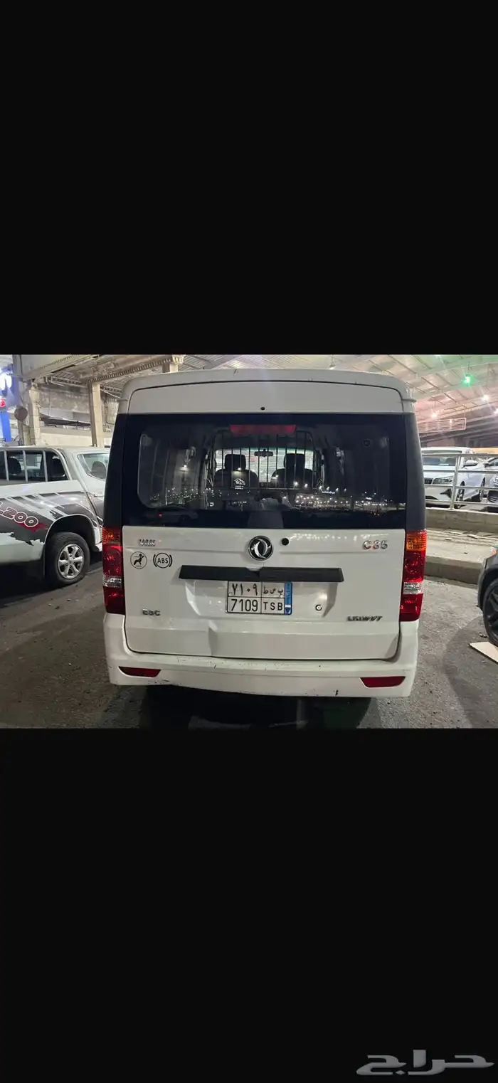 باص بضاعه Dongfeng C35 3