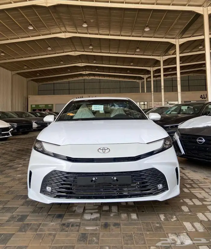 تويوتا كامرى ستاندر(E) موديل 2025 0