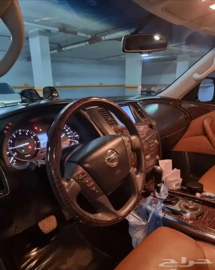 نيسان باترول بلاتينيوم v6 2017 2