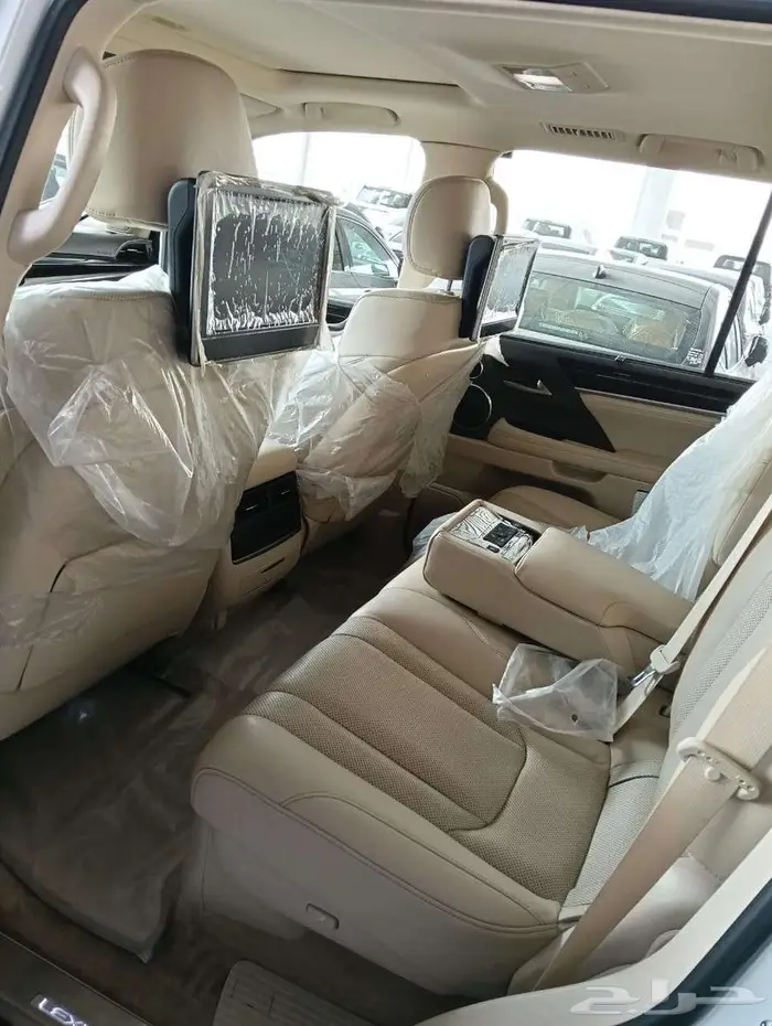 لكزس lx570 s موديل 2021 3