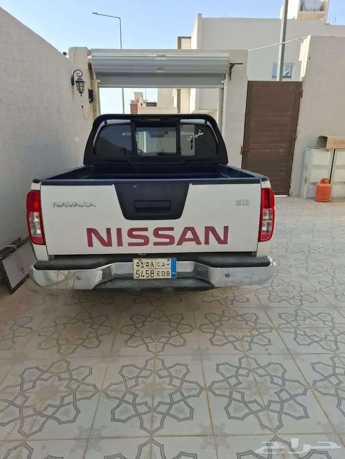 نيسان نافارا 2015 بنزين بدون رشوش محرك وكالة ممشى 148 الف 9
