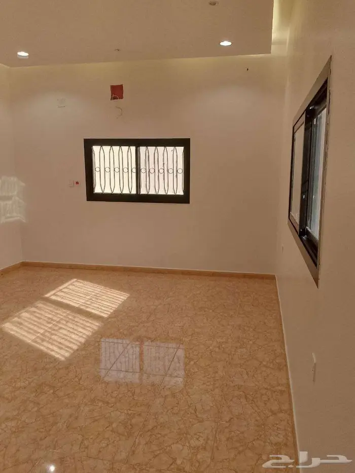دور للايجار شمال الرياض حي الملك فهد ترميم جديد 3
