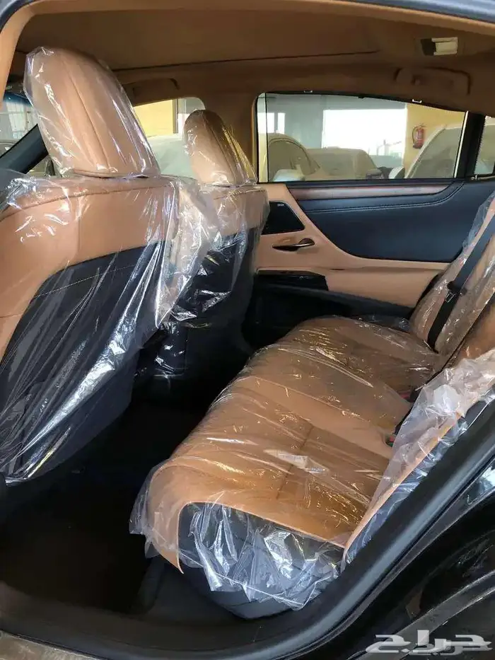 لكزس ES 350 فئة DD فل كامل 2025 متوفر لدى الحسن 6