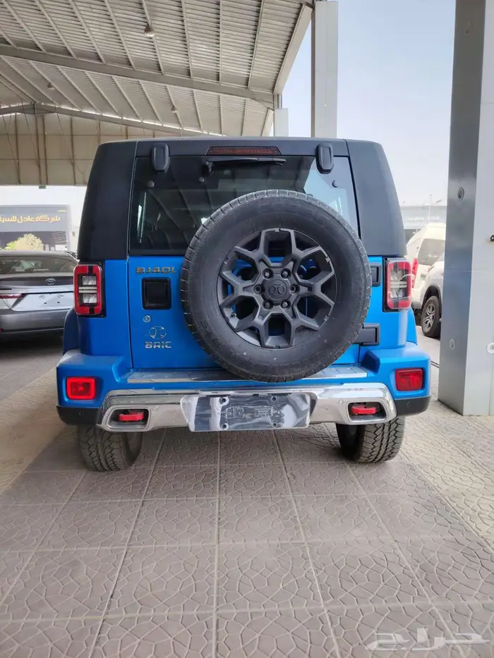 بايك بي جيه 40 ال 2023 BJ40 L لون ازرق 3