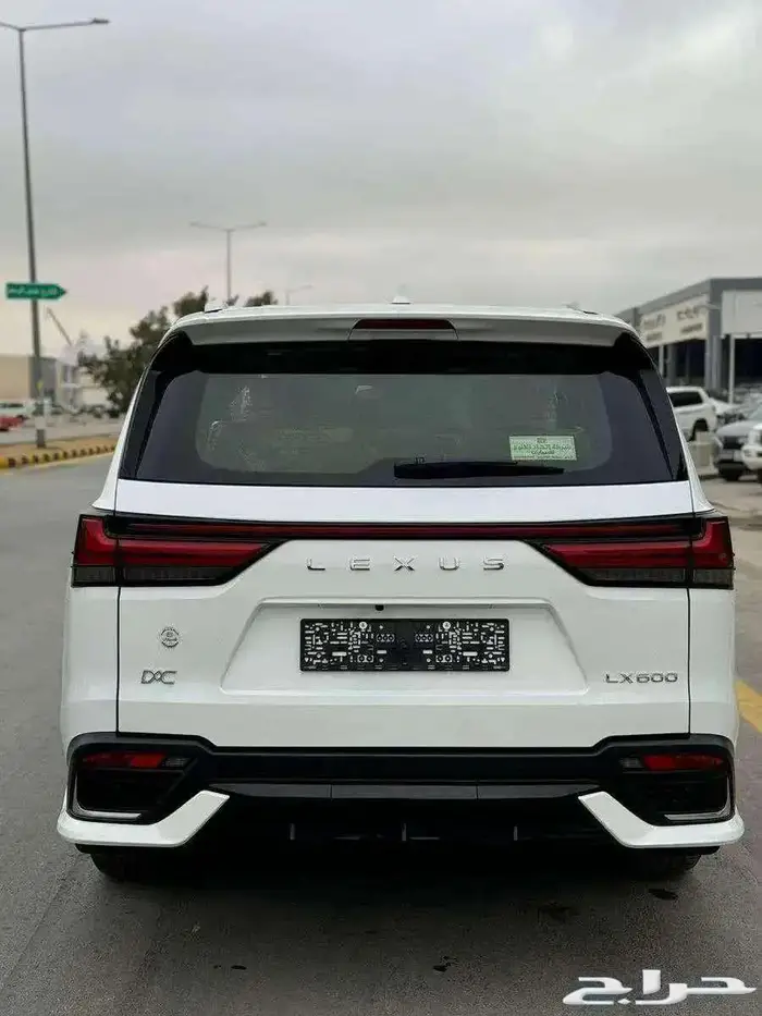لكزس LX 600 اف اسبورت خليجي ساير 2025 6