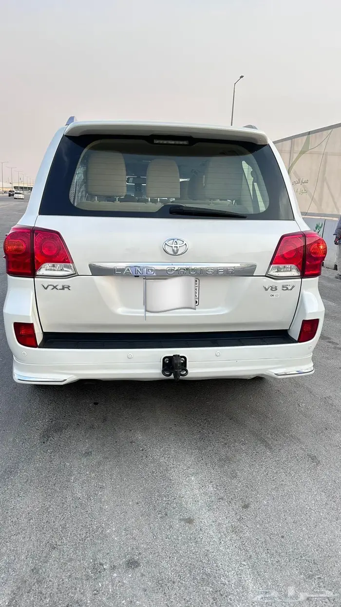 لاندكروزر 2015 VXR 5.7 8
