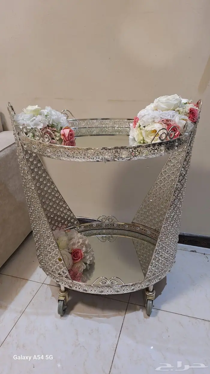 للبيع عربية ملكة 0