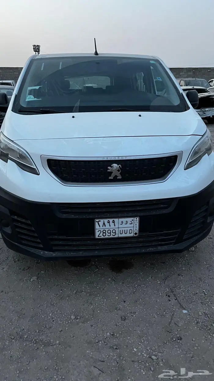 بيجو فان ركاب 6