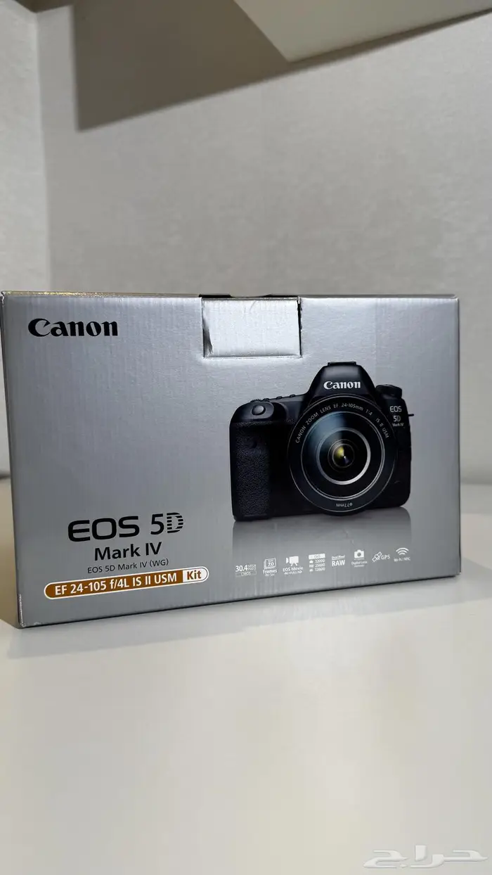 للبيع كيمرة كانون 5D MARK IV مع عدسة الكت 24-105 0