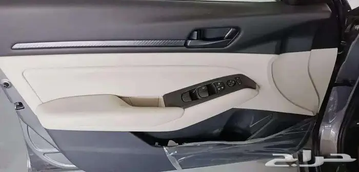 نيسان التيما S 2025 10
