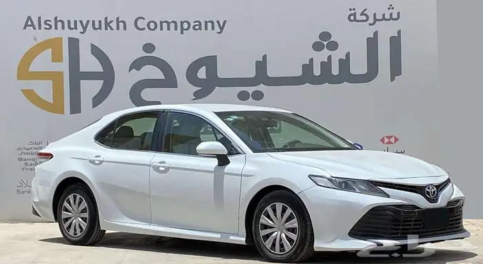 تويوتا كامري LE موديل 2018 1