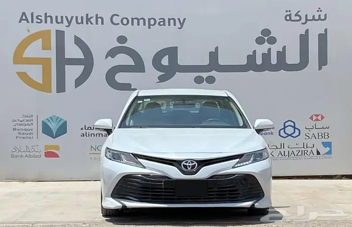 تويوتا كامري LE موديل 2018 0