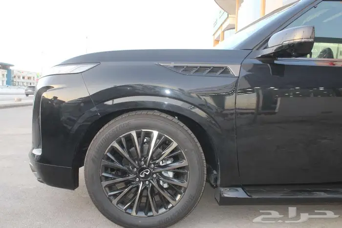 إنفنيتي QX80 أوتو جراف 2025 6