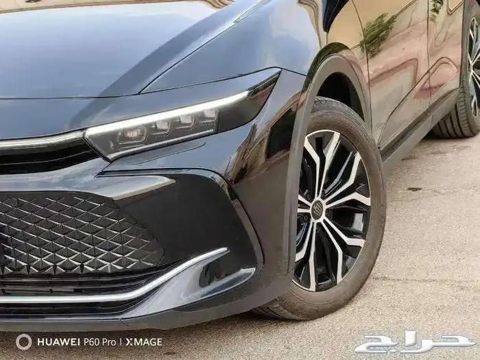 كراون بريميوم اسود 2023 12