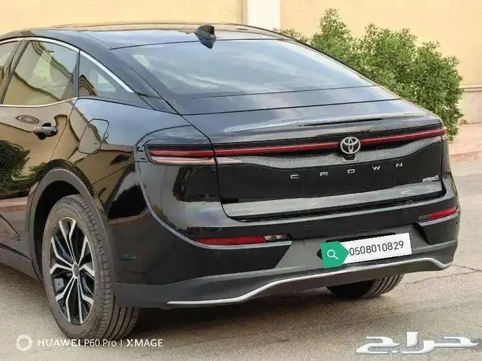 كراون بريميوم اسود 2023 5