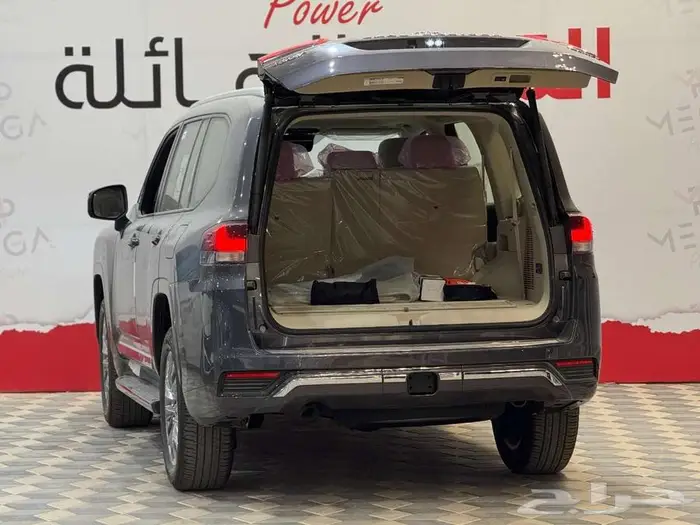 لاندكروزر GXR 4 ديزل 2025 امتلك أسطورة الدفع الرباعي 5