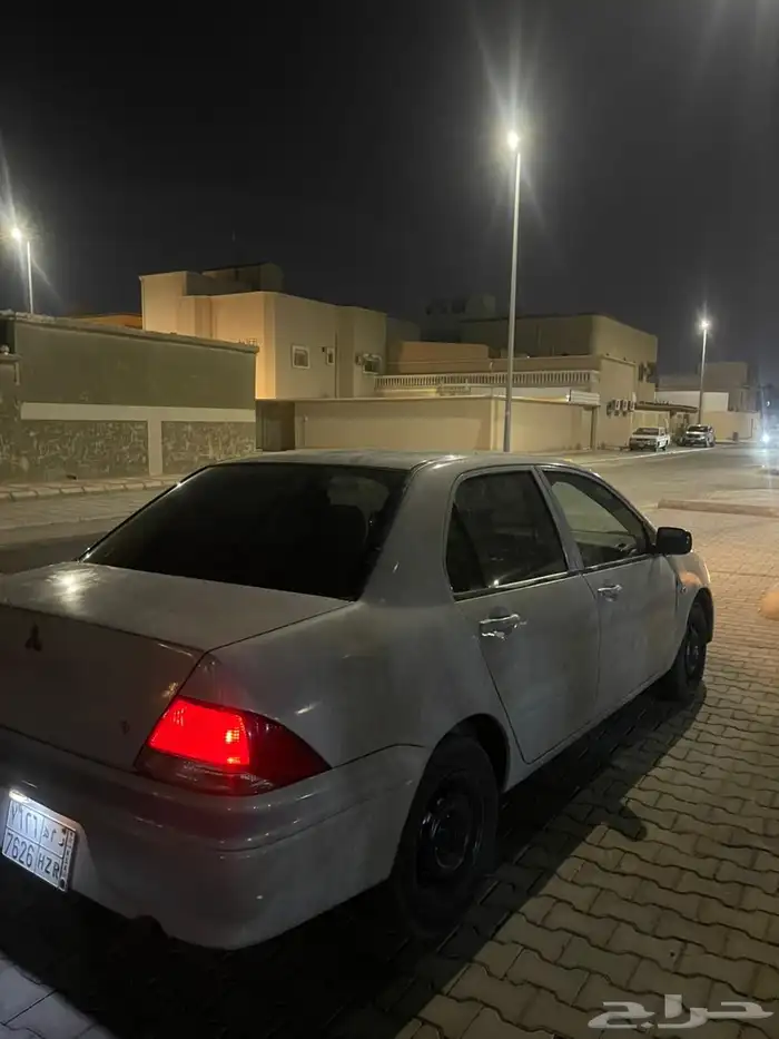 لانسر نظيفه جدا 1