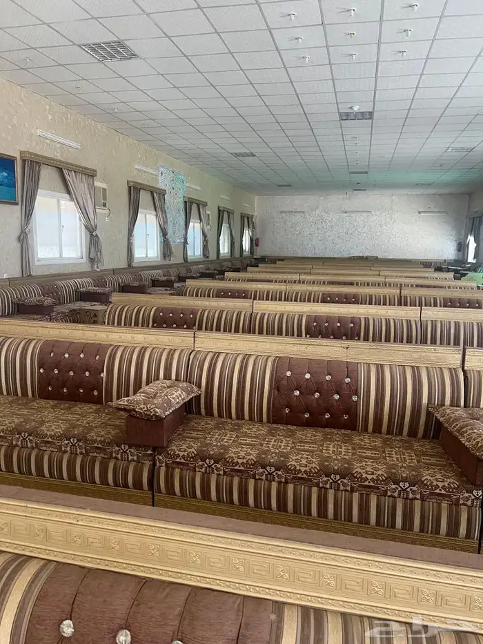 كنب خشب كبير جد 2
