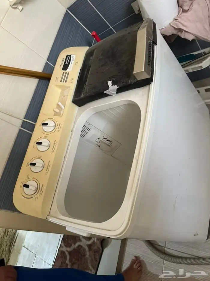 اثاث غرفه نوم سرير ودولاب ومرايه وتلاجه وغساله 3