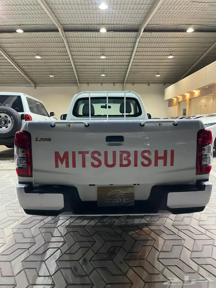 ميتسوبيشي L200 6