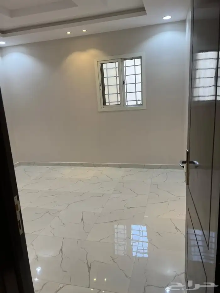 للايجار استوديو في حي البيان 3