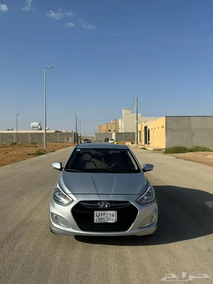 للبيع اكسنت 2018 4