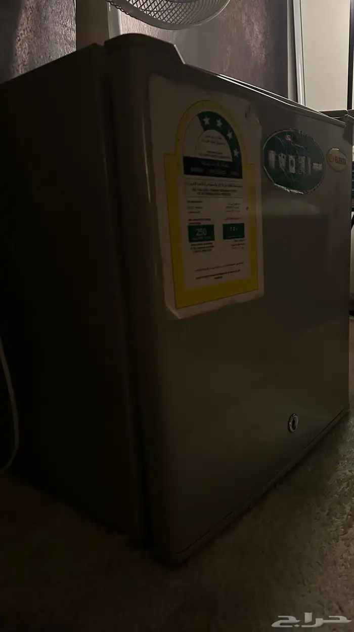 ثلاجة صغيرة للبيع 0
