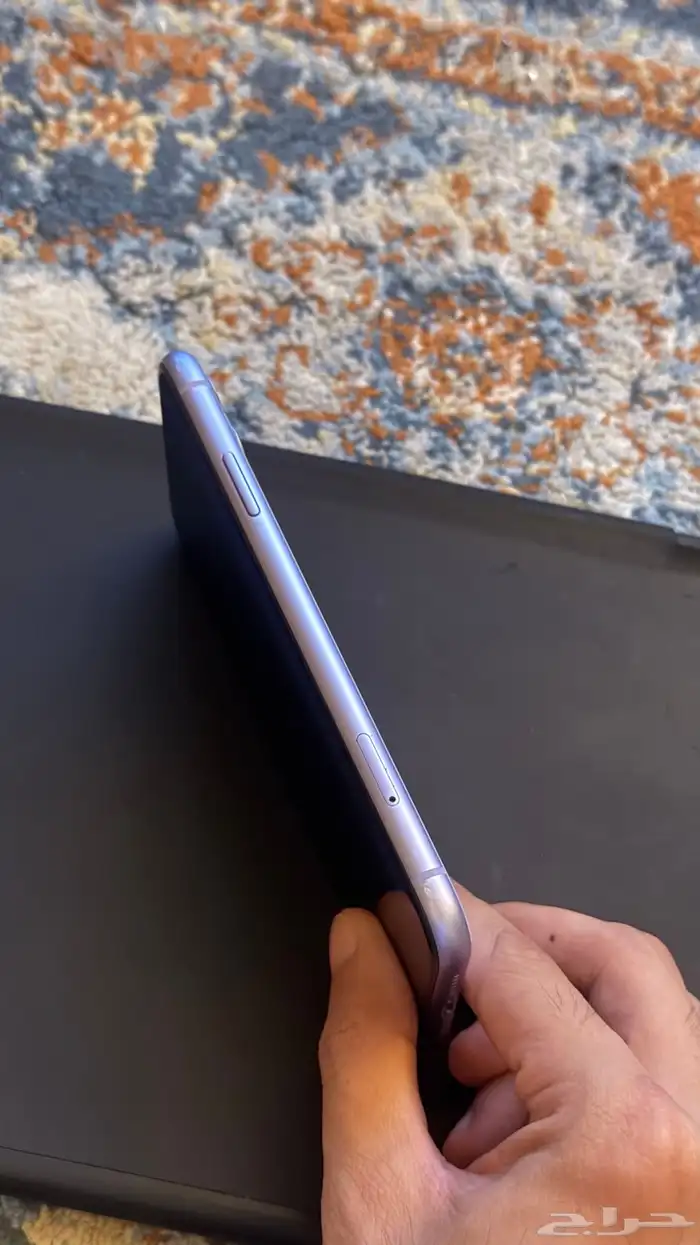 ايفون 9