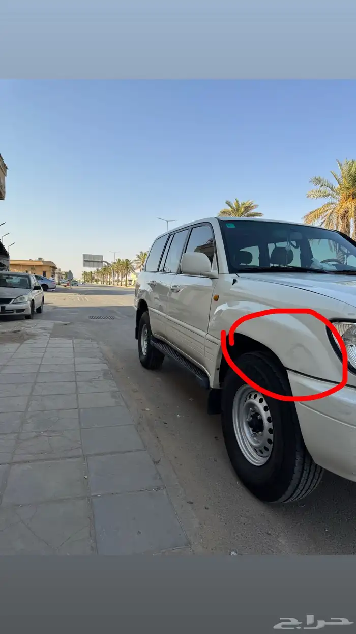 للبيع جيب لكزس لا مانع ببدل كامري 2