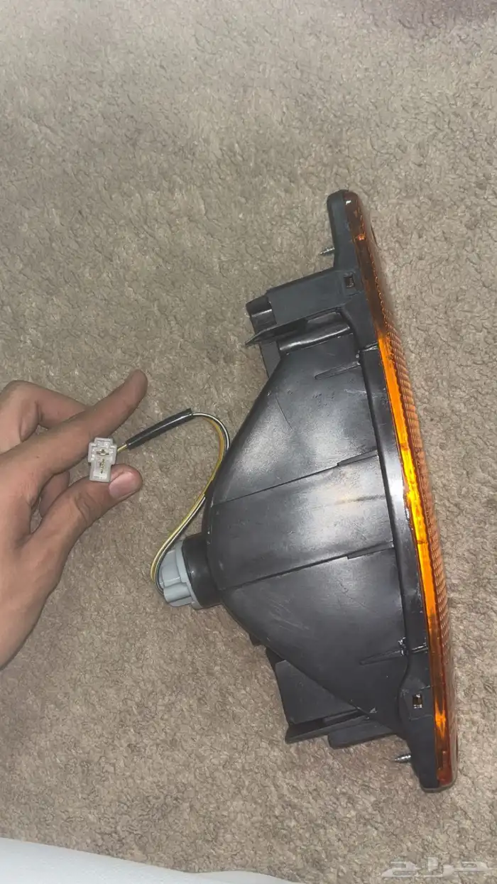 اشارات قدام تحت الشمعات تركب من 97 وتحت نظيفه ب 20 2