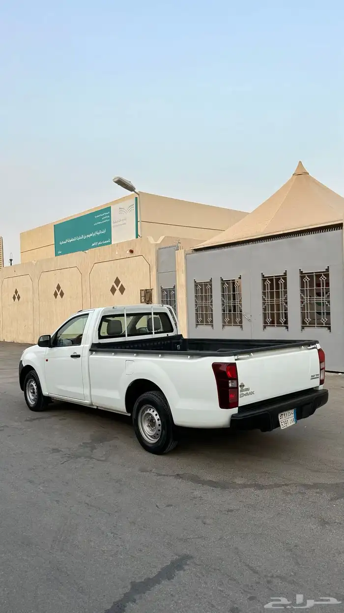 للبيع ايسوزو غماره 2022 وكاله شرط 5