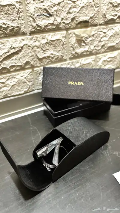 للبيع نظارة PRADA أصلية index