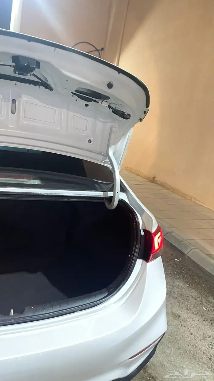 اكسنت 2018 نضيف جدا 8