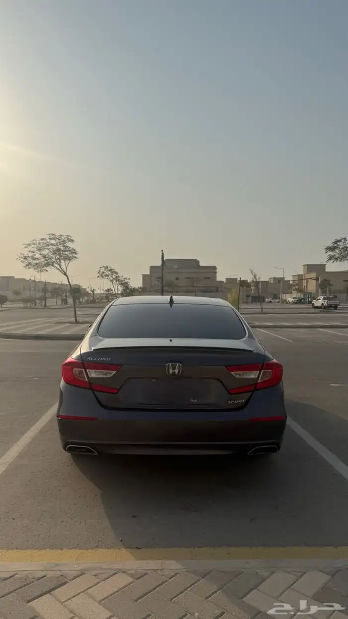 هوندا اكورد 8