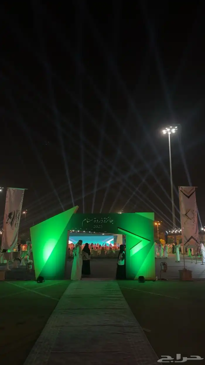 تاجير شاشات اضائات سستم صوت بوثات 27