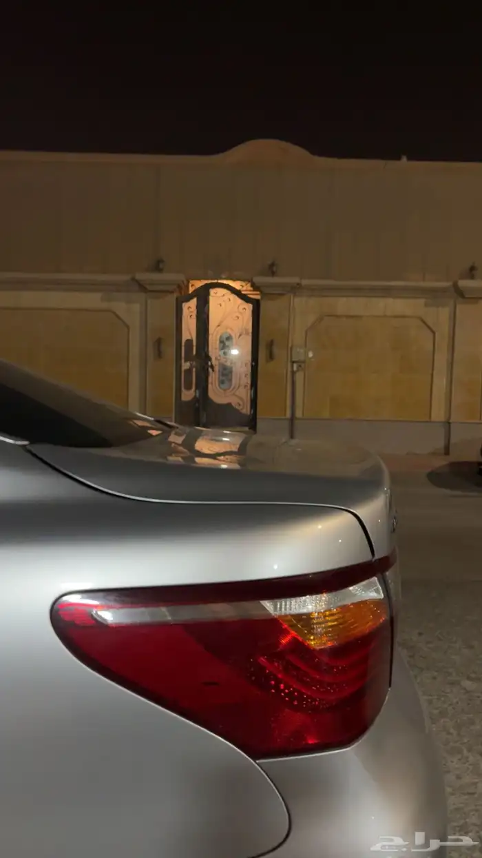 لكزس LS460 2011 7